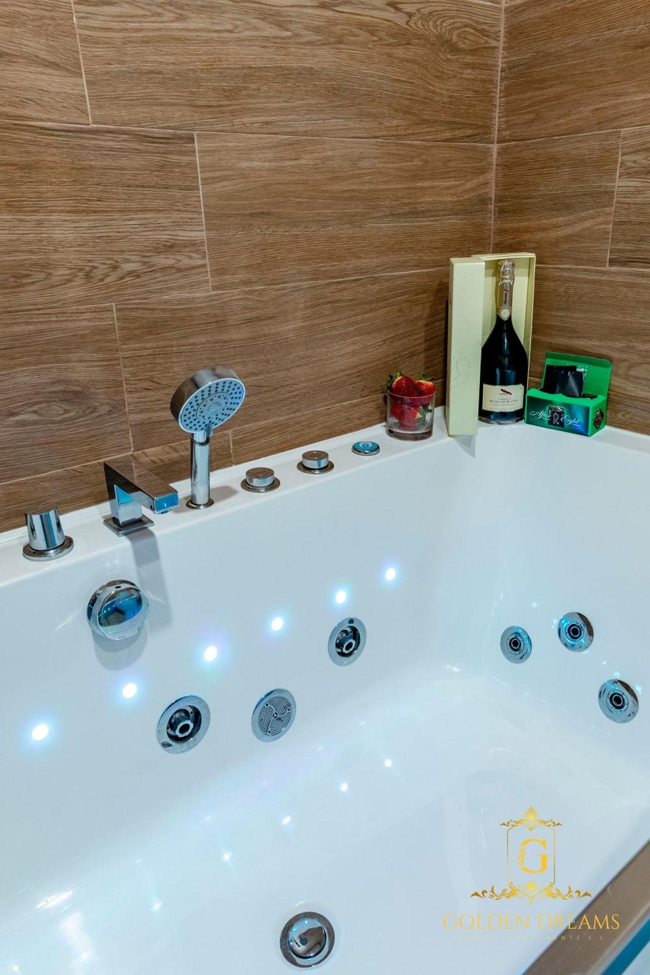 Luxe Apartment Madrid 7 Paradas De Metro De Sol Екстериор снимка